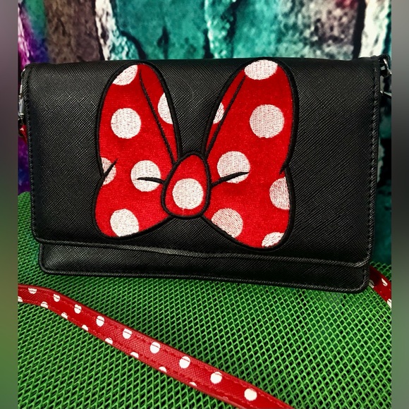 Disney Parks Minnie Mouse Polk-a-Dot Embroidered Crossbody Bow Wallet NWOT - Picture 2 of 9